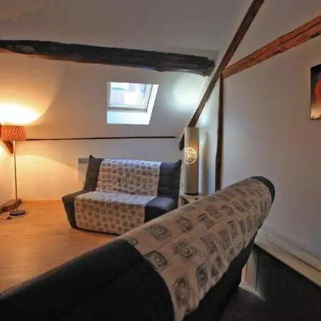 Le Des Faucons Holiday home *
