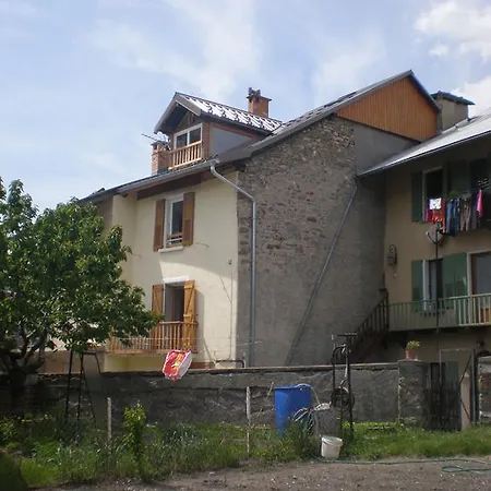 Le Des Faucons Faucon-de-Barcelonnette